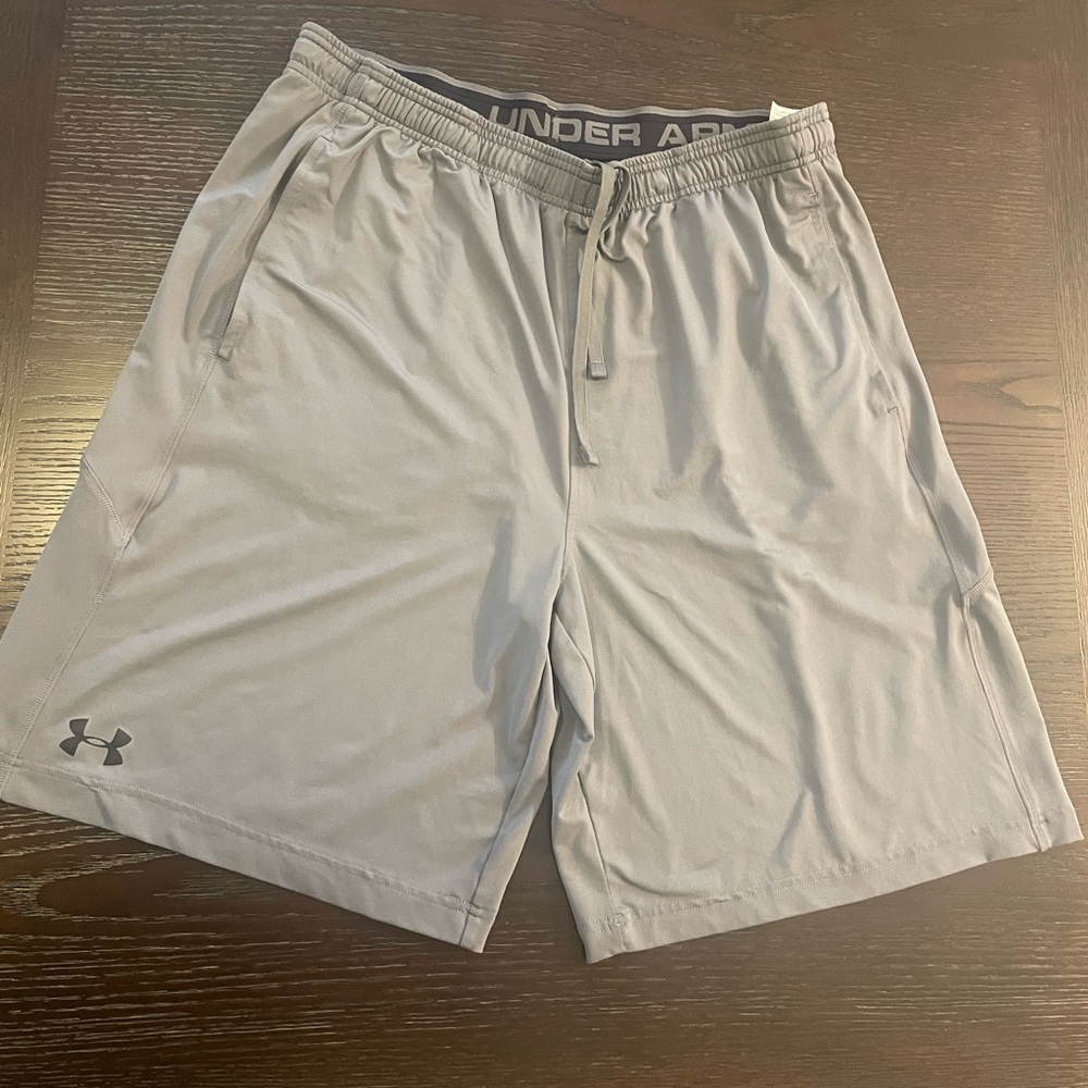 UnderArmour Men’s shorts XL